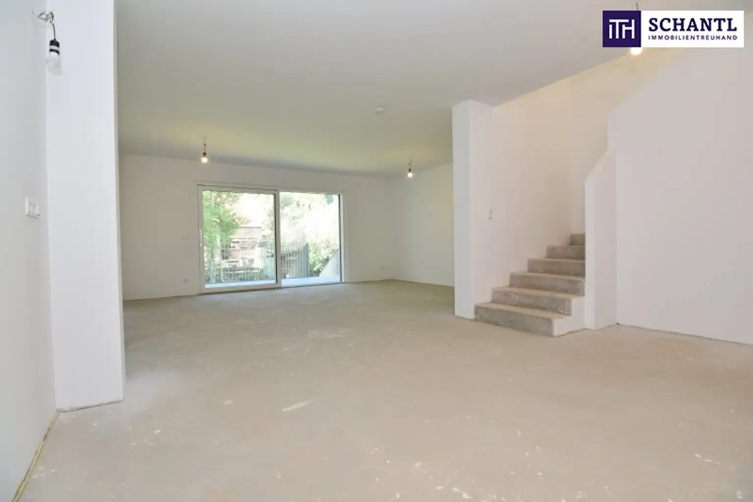Ankommen. Aufatmen. Im Grünen Zuhause sein. Ein modernes Reihenhaus mit sonnigem Garten & Raum zum Leben.