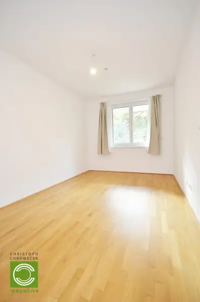 CHRISTOPH CHROMECEK IMMOBILIEN - BRUNN am Gebirge - Erstklassige Gartenmaisonette mit Topausstattung!