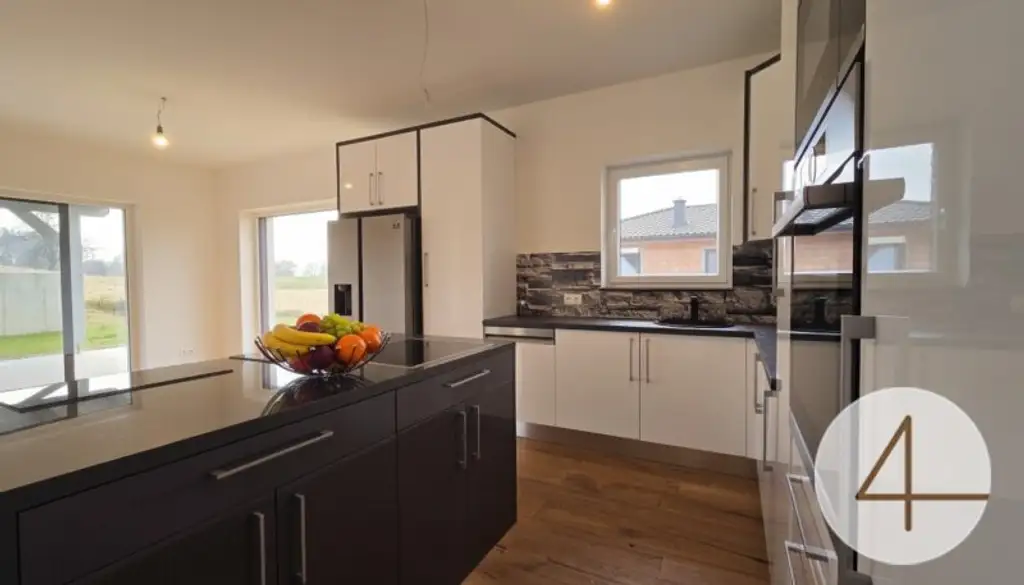 Romantische Abende bei Kerzenschein, Lagerfeuer im Garten, 156 m2 Nutzfläche + Garage 40 m2