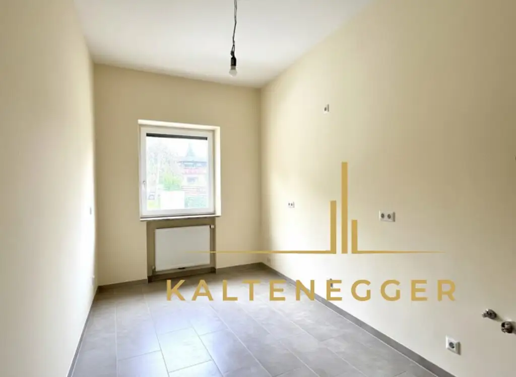 Vösendorf : Büro- und Praxisräume / Zwei sanierte Einheiten