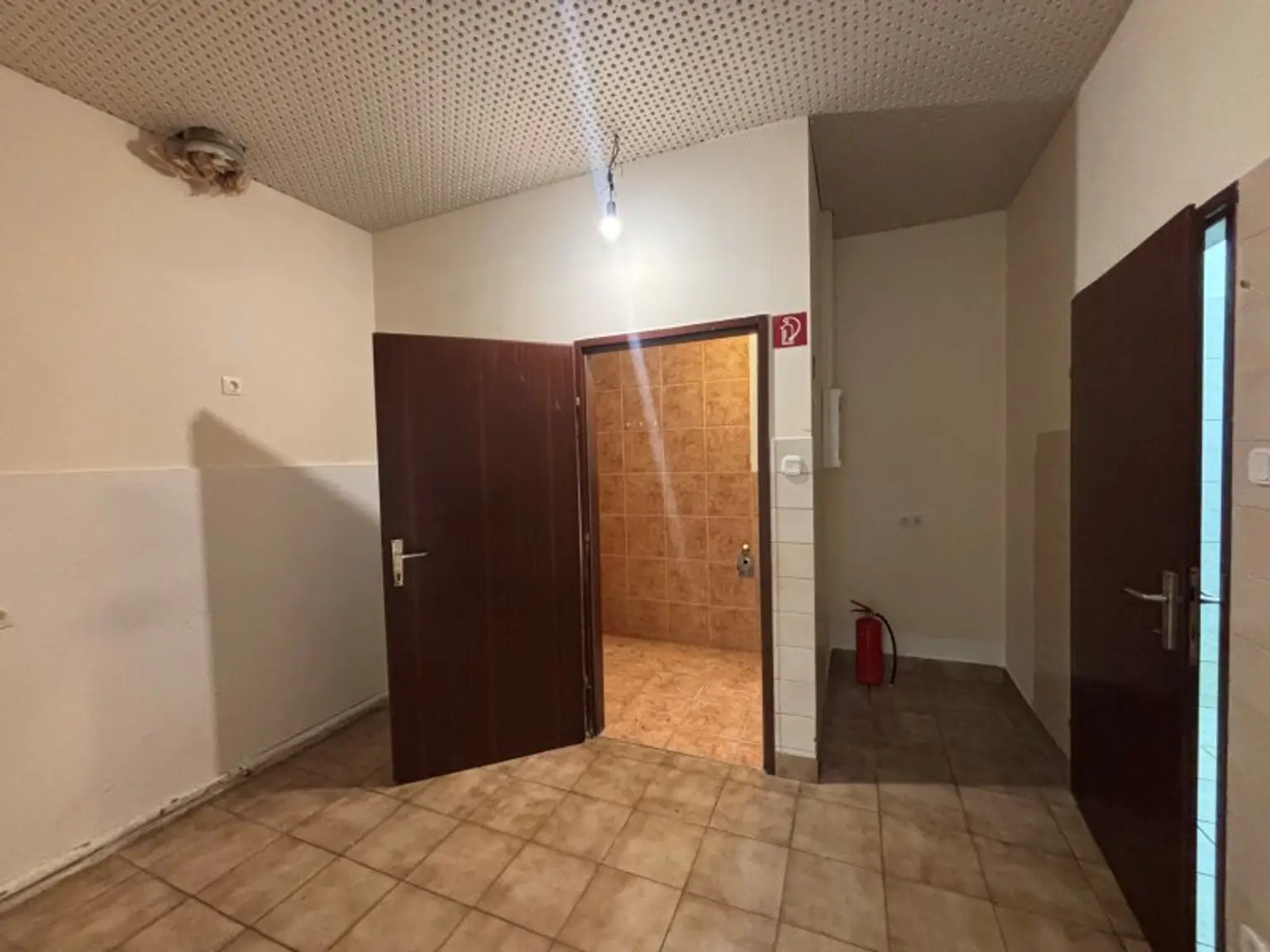 Top Geschäftslokal im Gewerbegebiet