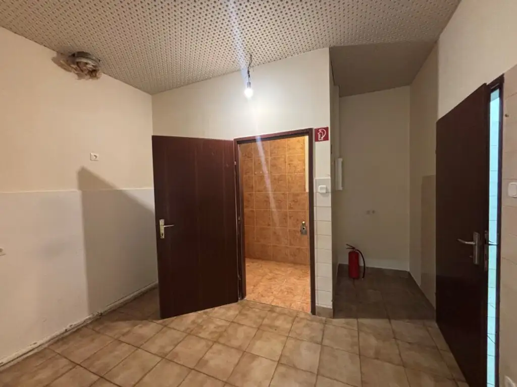 Top Geschäftslokal im Gewerbegebiet