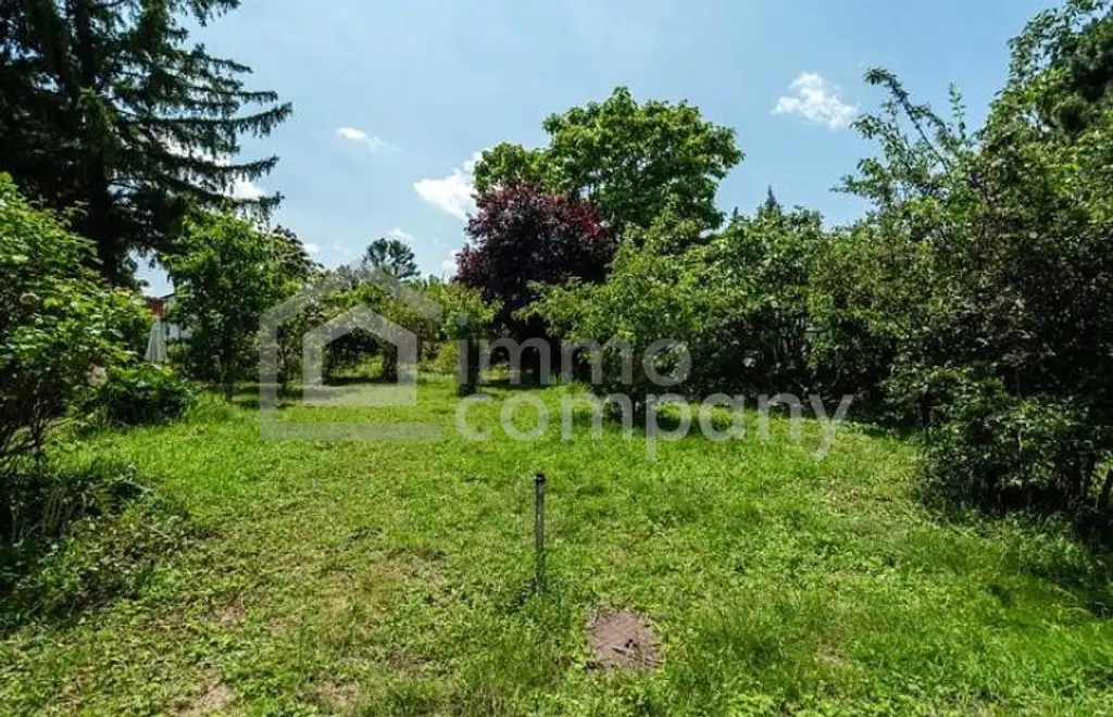 Einzigartiges Grundstück mit Einfamilienhaus und Ausbaupotenzial