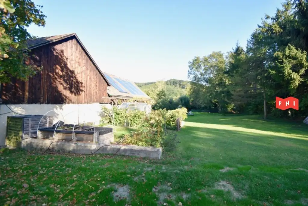 Bauernhausidylle im Wienerwald nahe dem Naturpark Föhrenberge