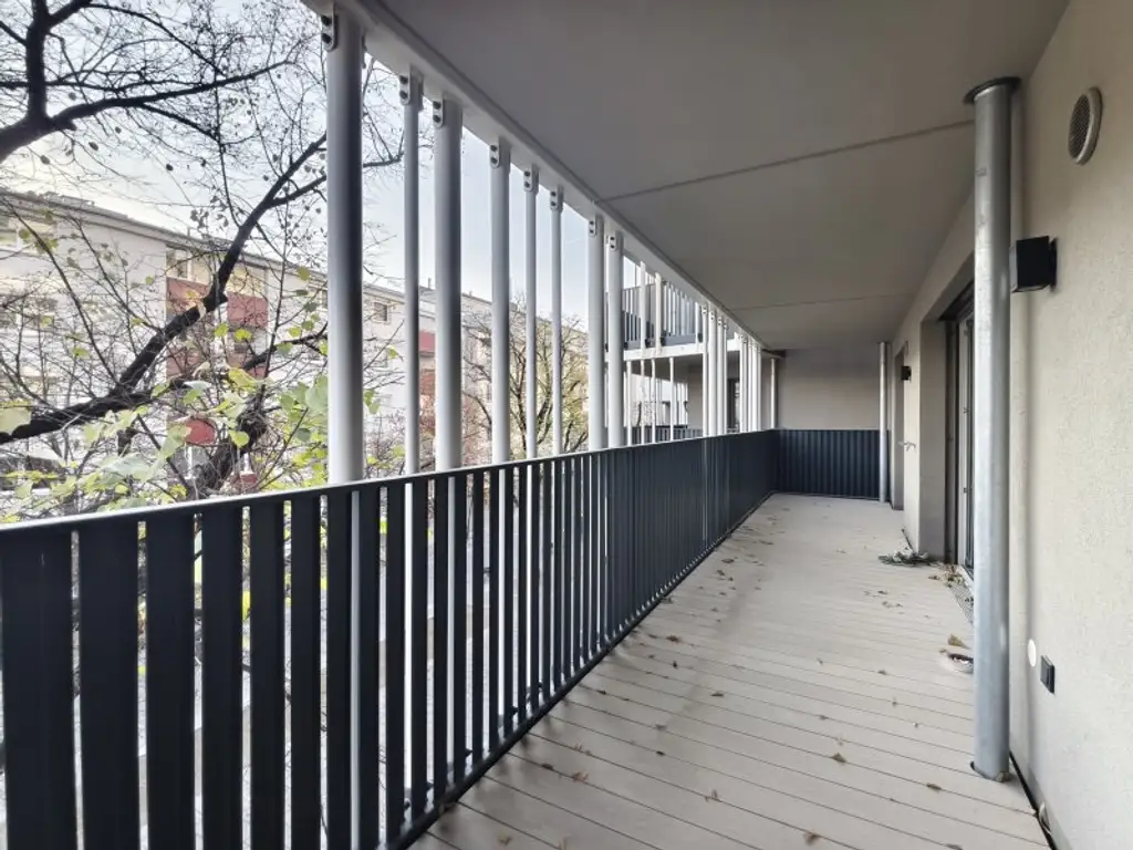 Pauschalmiete - Moderne 3-Zimmer-Wohnung mit großzügigem Balkon und stilvoller Ausstattung - Gute Infrastruktur - Abstellraum