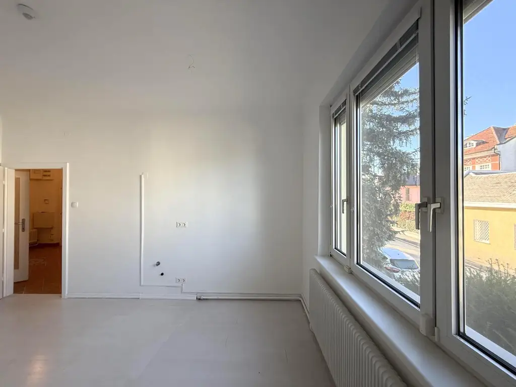 Traumhafte 3-Zimmer-Eigentumswohnung, Erstbezug nach Sanierung // Fantastic 3-room condominium, first occupancy after renovation in //