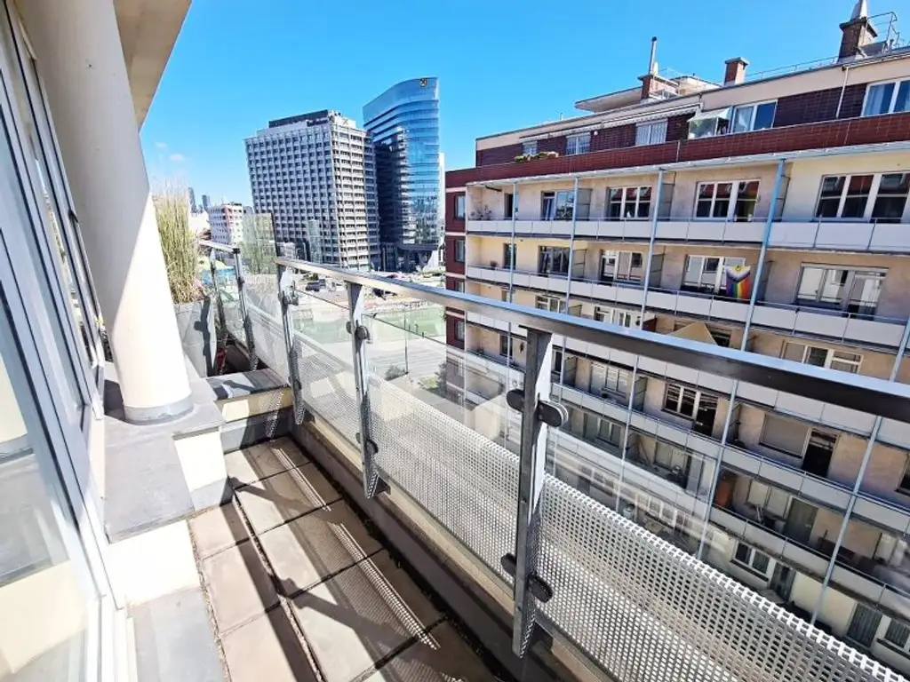 SALZTORGASSE, DONAUKANAL-NÄHE, 51 m2 Neubau mit Stehbalkon, 2 Zimmer, Komplettküche, Wannenbad, Parketten, Fernblick