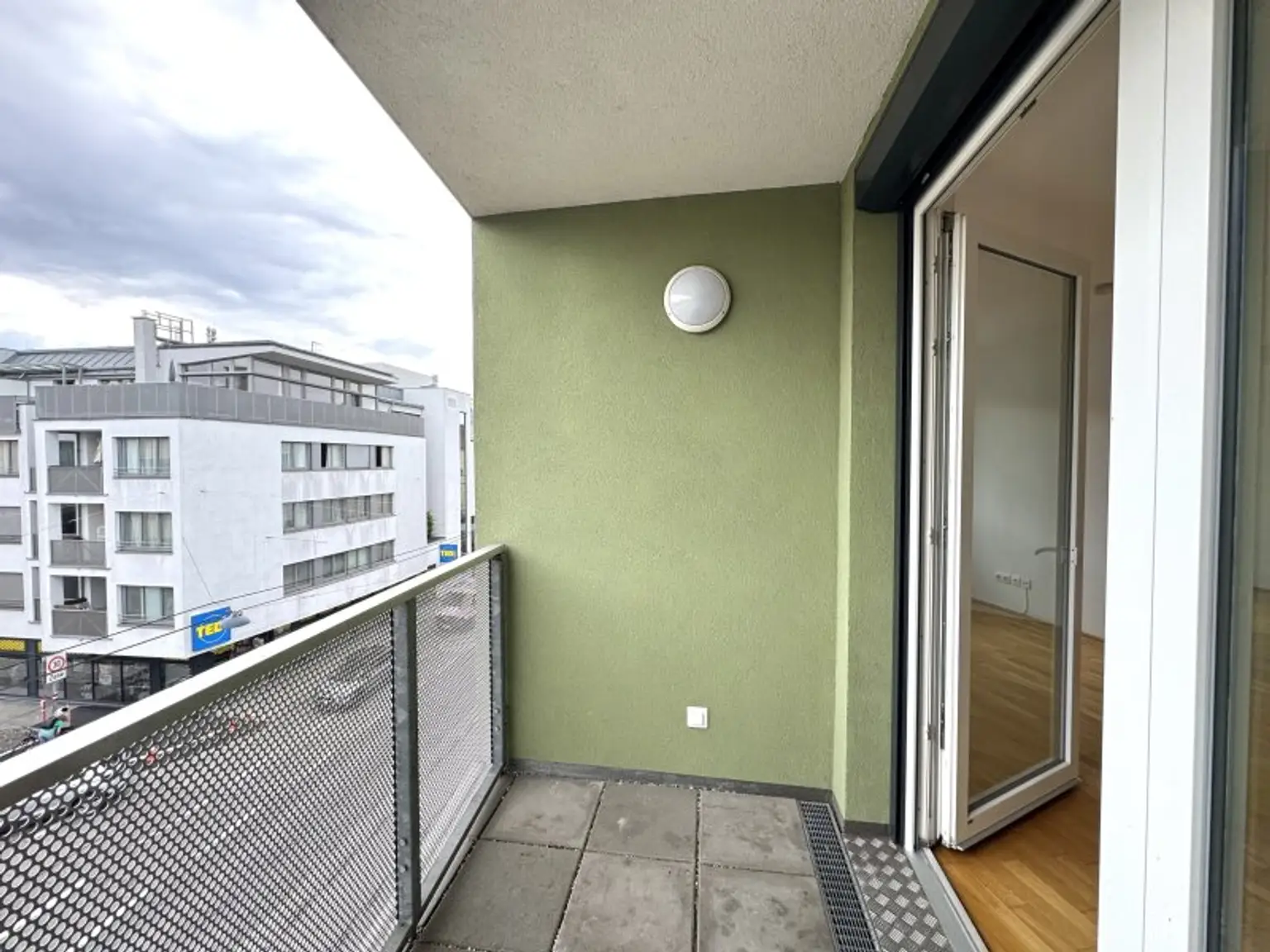 Stadlauer Pärchenwohnung an der Langobardenstraße - nahe U2 Hardeggasse