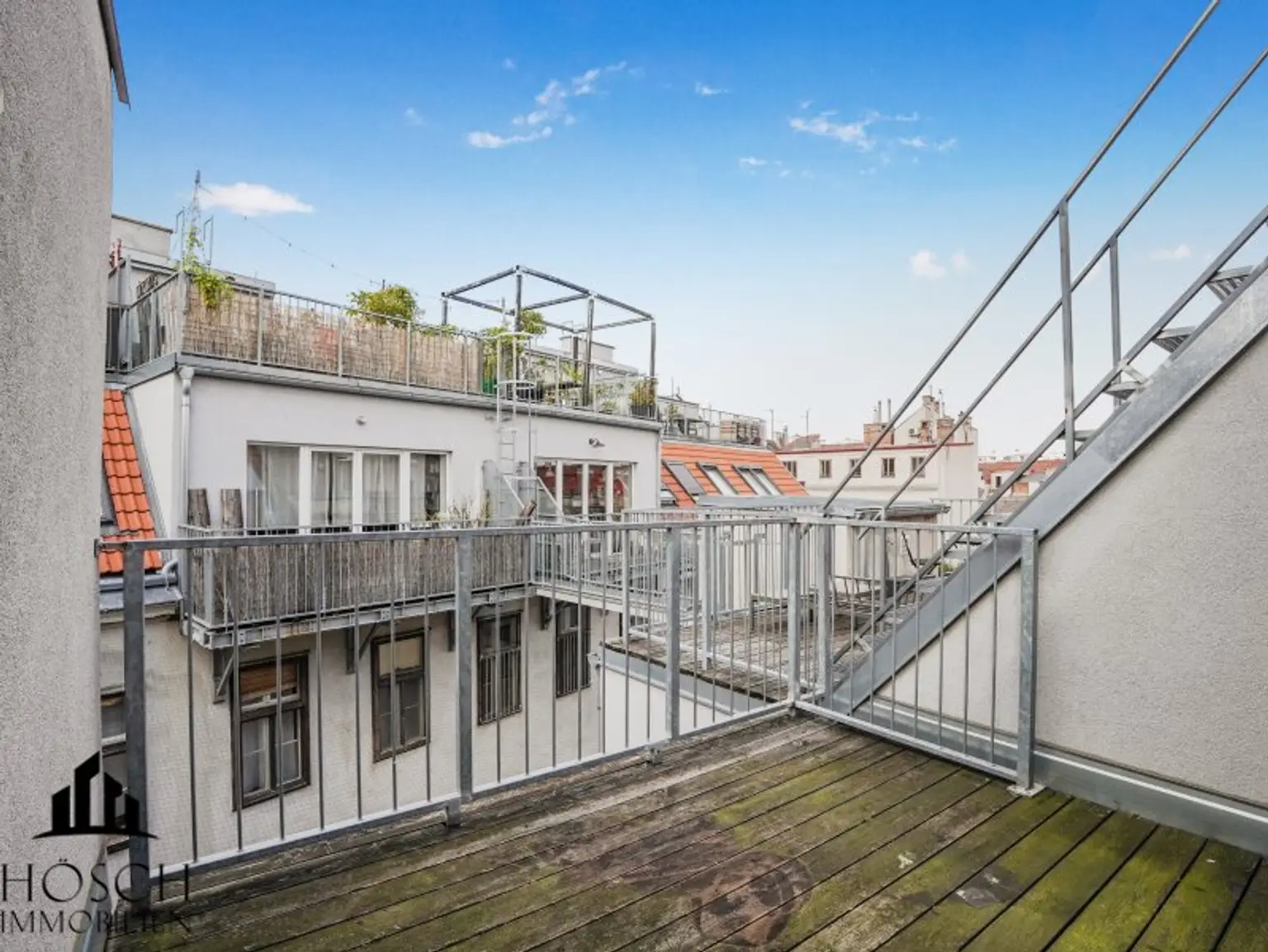 Stilvolle Maisonette-Wohnung mit Terrasse in Wiener Top-Lage!