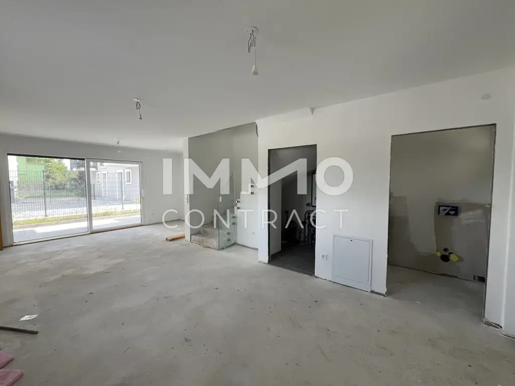Ein Haus  mit Blick zur Burg Kreuzenstein