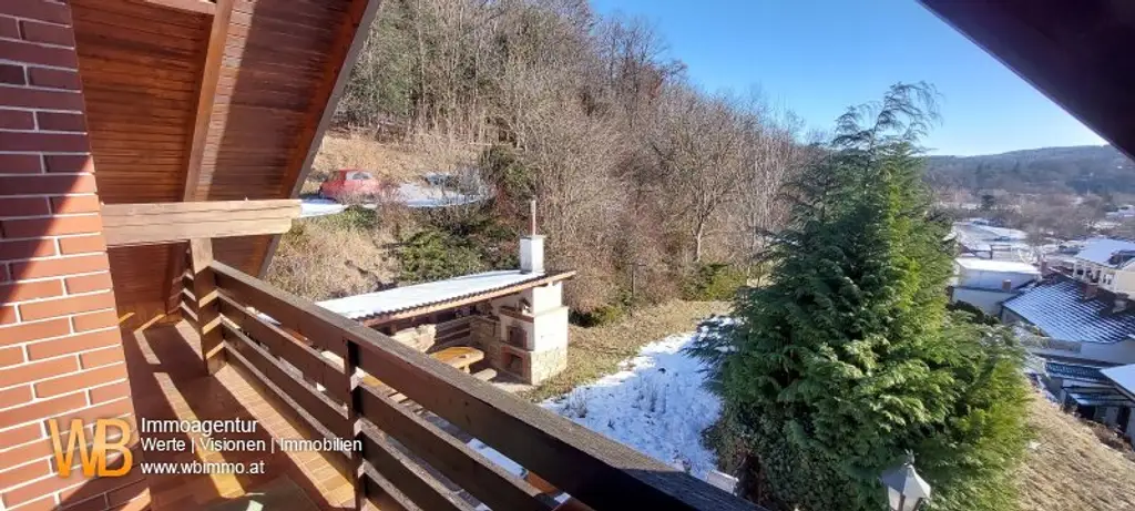 2 große Häuser nebeneinander, Fernblick, angrenzender Wald 7ha optional