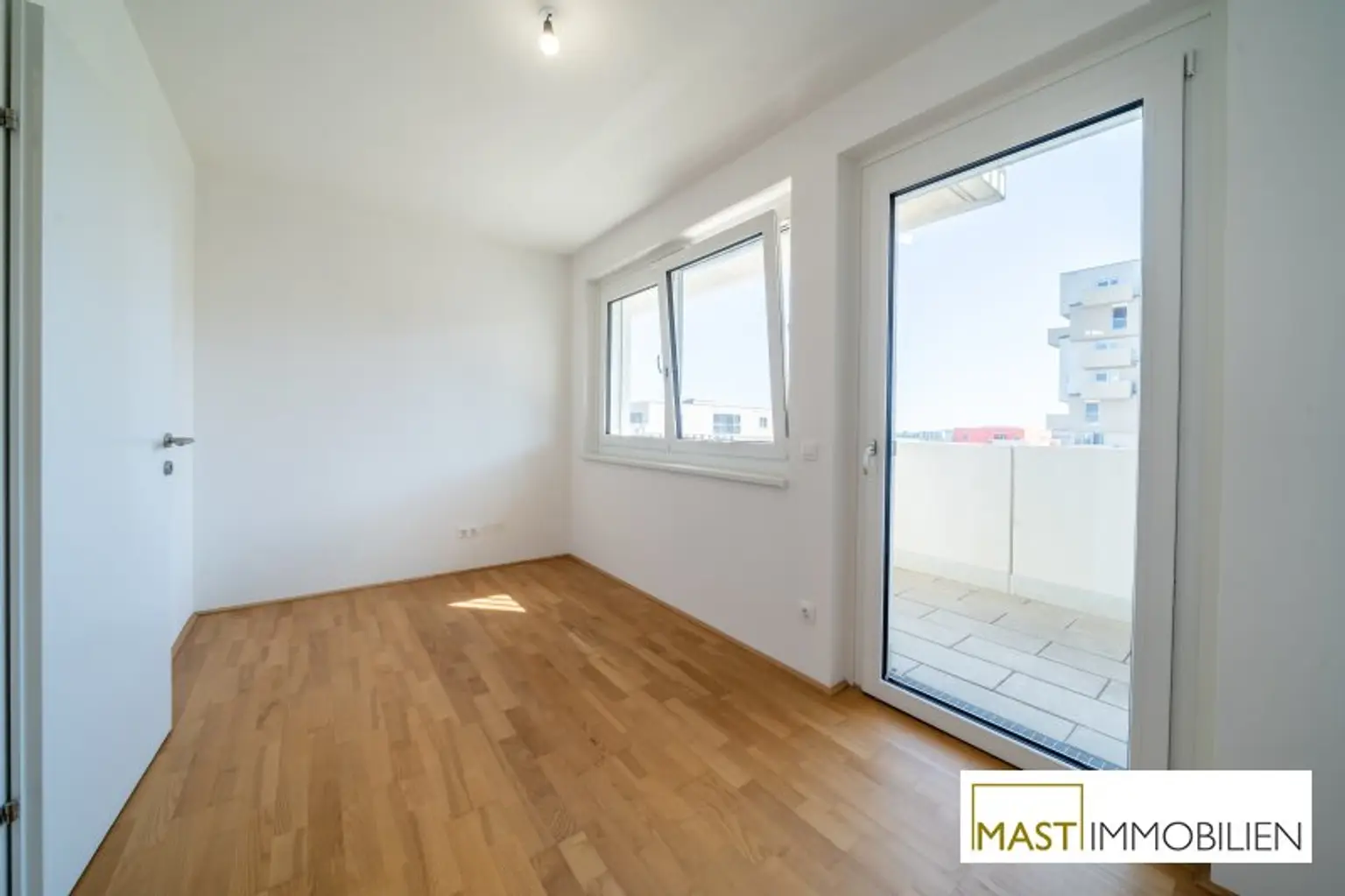 *MIETKAUF* 3-Zimmer Wohnung im 5. Stock!