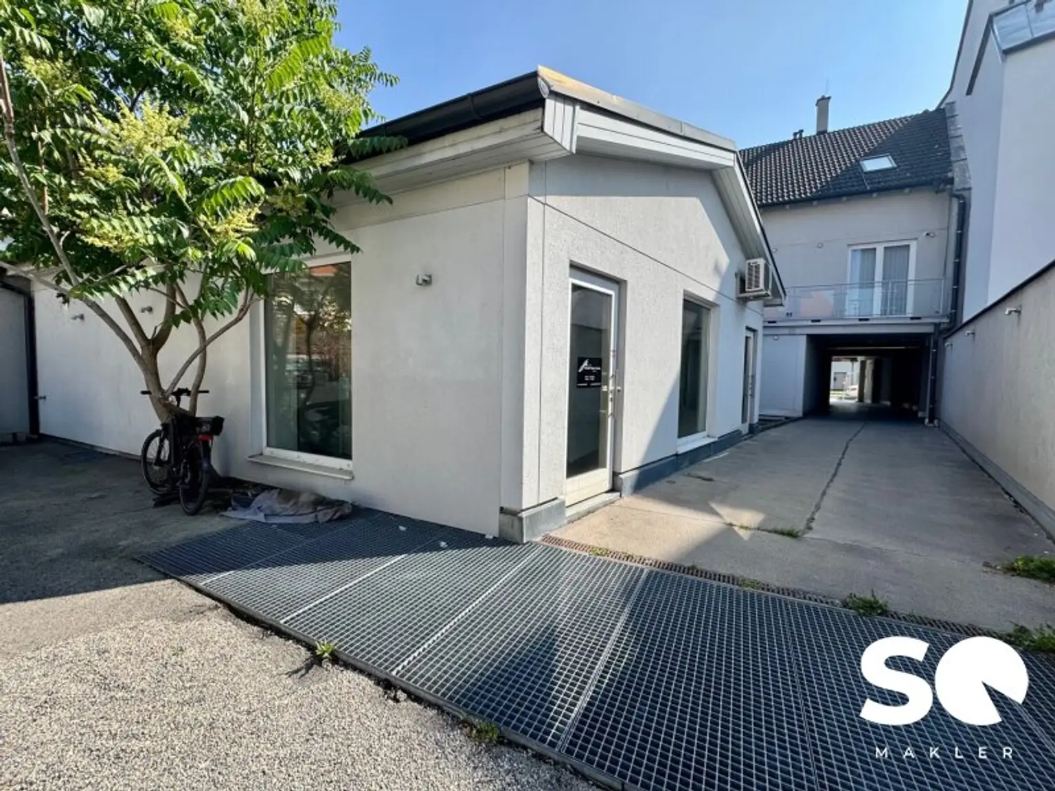 #SQ - BÜRO/ PRAXIS - HOFGEBÄUDE NÄHE ERZHERZOG-KARL-STRASSE!