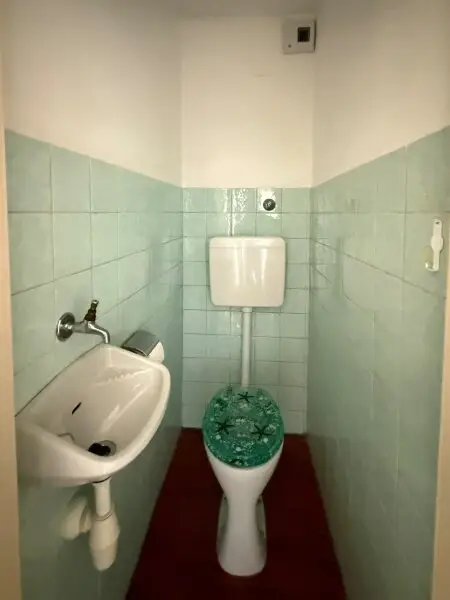 Sehr gut aufgeteilte 3 Zimmerwohnung mit separater Küche und KFZ-Stellplatz