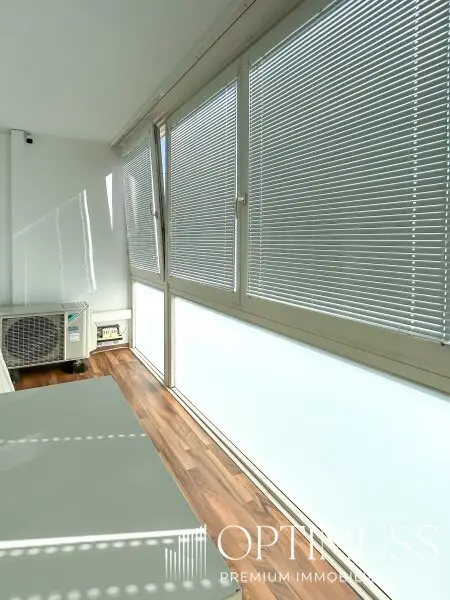 Lichtdurchflutete 2,5 Zimmer Wohnung in Topp Lage mit grosser Loggia und Grünblick auf Donaukanal!