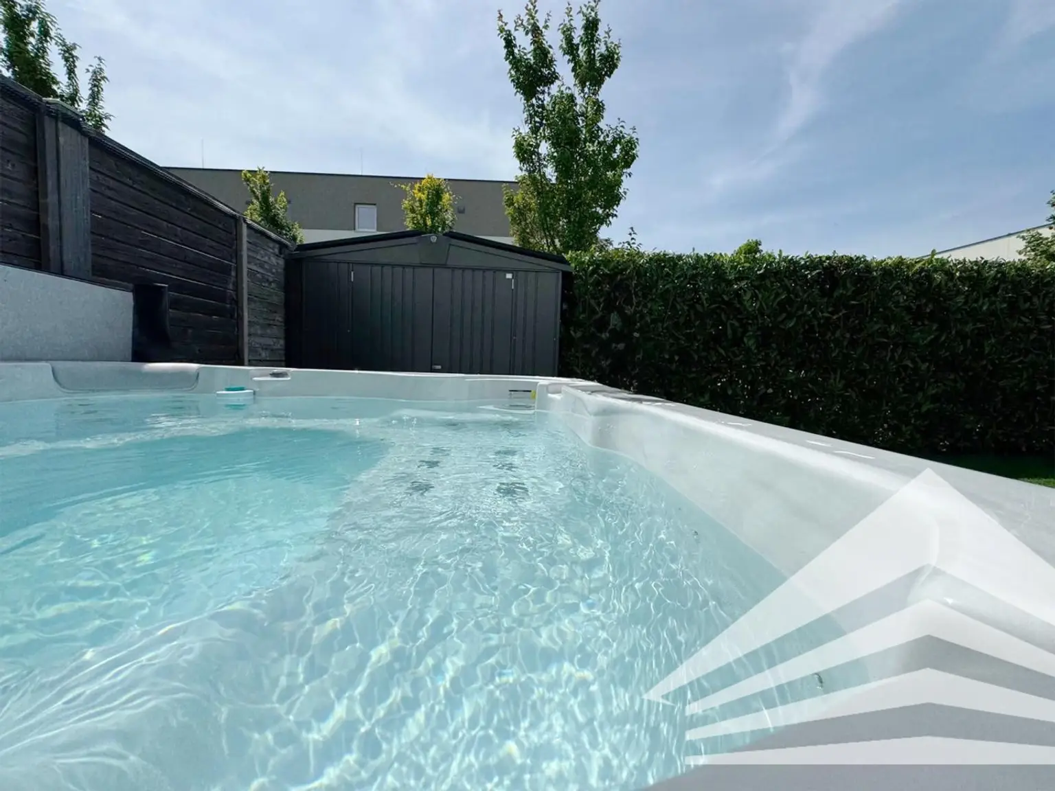 Exklusive 3 Zimmerwohnung mit traumhaftem Privatgarten im Zentrum von Pasching