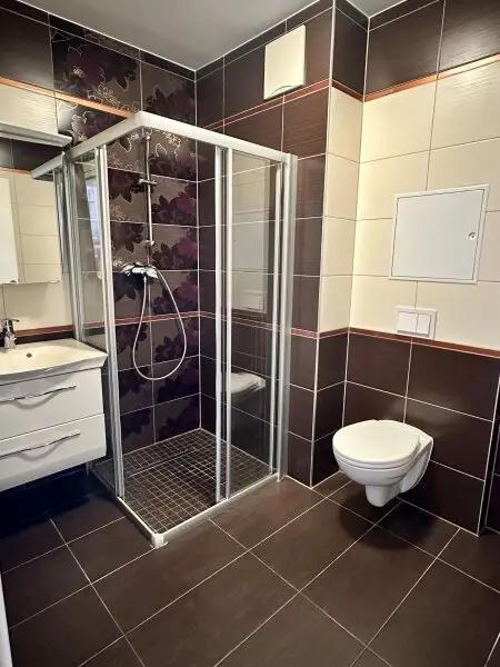 Badezimmer 2