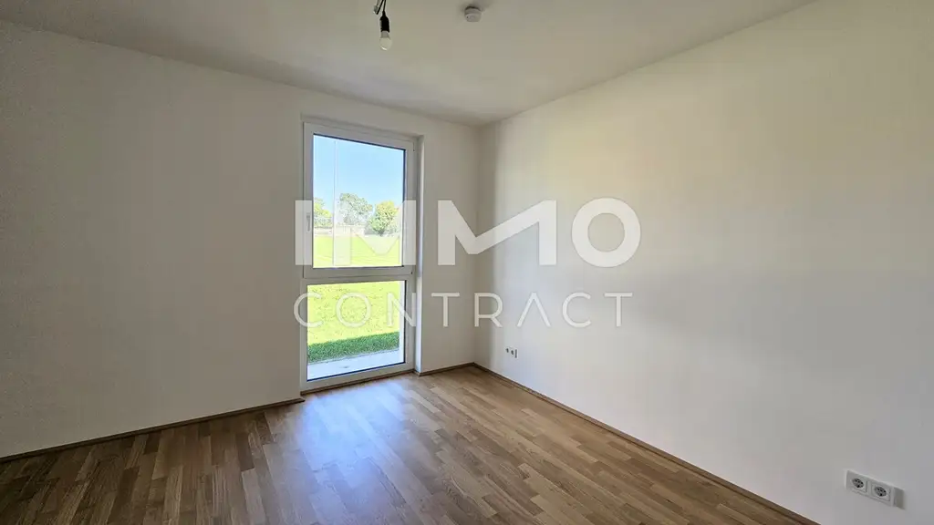 Zentral - modern - hell: Perfekte 2-Zimmer-Wohnung mit Balkon im Erstbezug in grüner Anlage