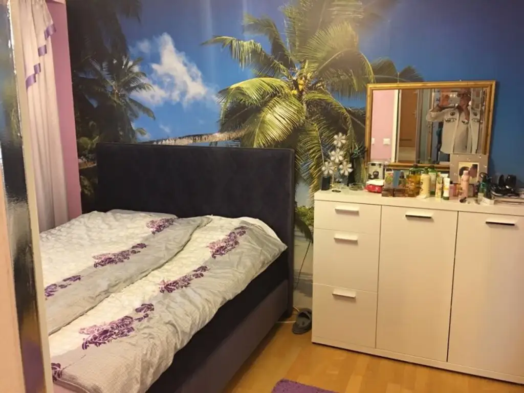 Traumwohnung  im EG in Wels mit Gartenfeeling, Loggia & Tiefgarage, sofort einziehen & wohlfühlen!
