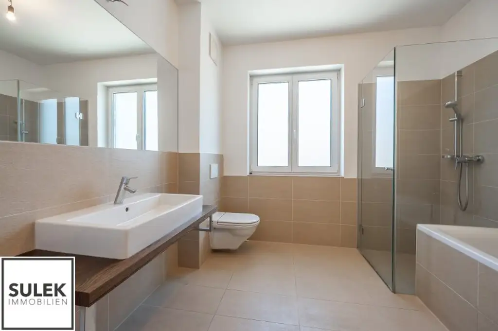 Schöne 3 Zimmer Wohnung mit Balkon im Herzen Döblings!
