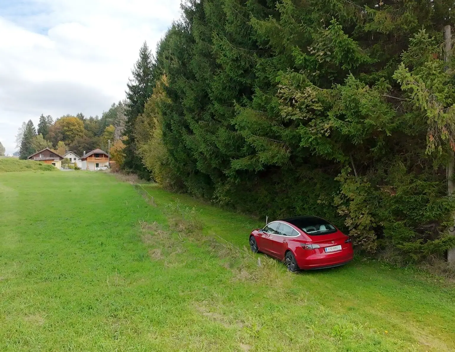 Attraktives Baugrundstück- groß, eben und vielseitig nutzbar