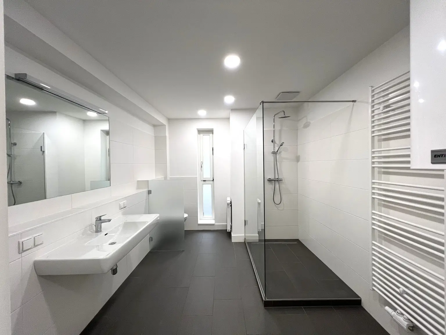 Top-Lage beim Stephansplatz: Moderne, klimatisierte Dachgeschoßwohnung im stilvollen Haus