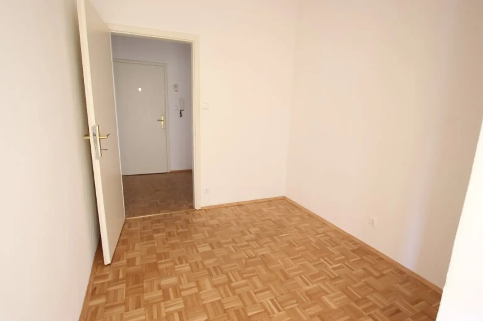 Schöne 2,5 Zi Wohung 64m² mit Loggia in der Singerberggasse - Klagenfurt