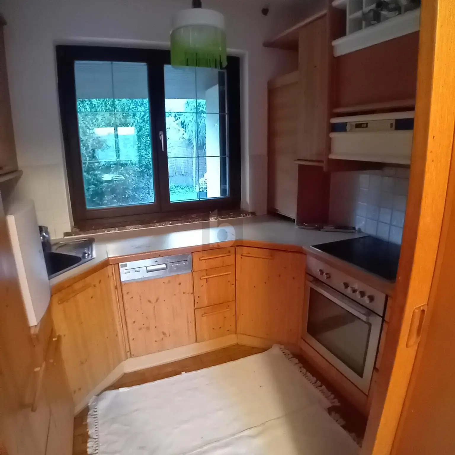 EIN ZUHAUSE MIT CHARAKTER - STILVOLLER BUNGALOW IN ERHÖHTER LAGE
