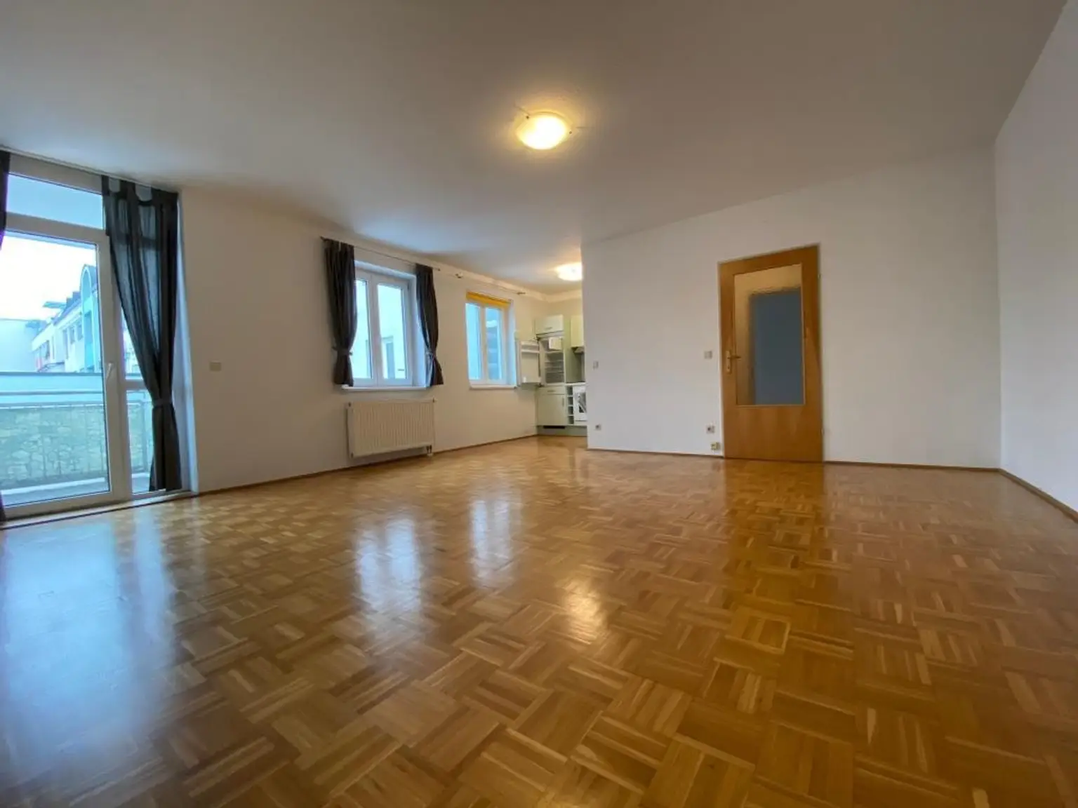 Ruhige 2-Zimmer-Wohnung mit hofseitigem Balkon - verfügbar ab Jänner 2026