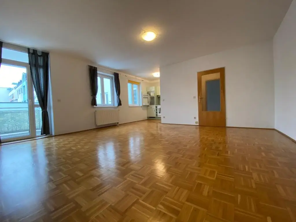 Ruhige 2-Zimmer-Wohnung mit hofseitigem Balkon - verfügbar ab Jänner 2026