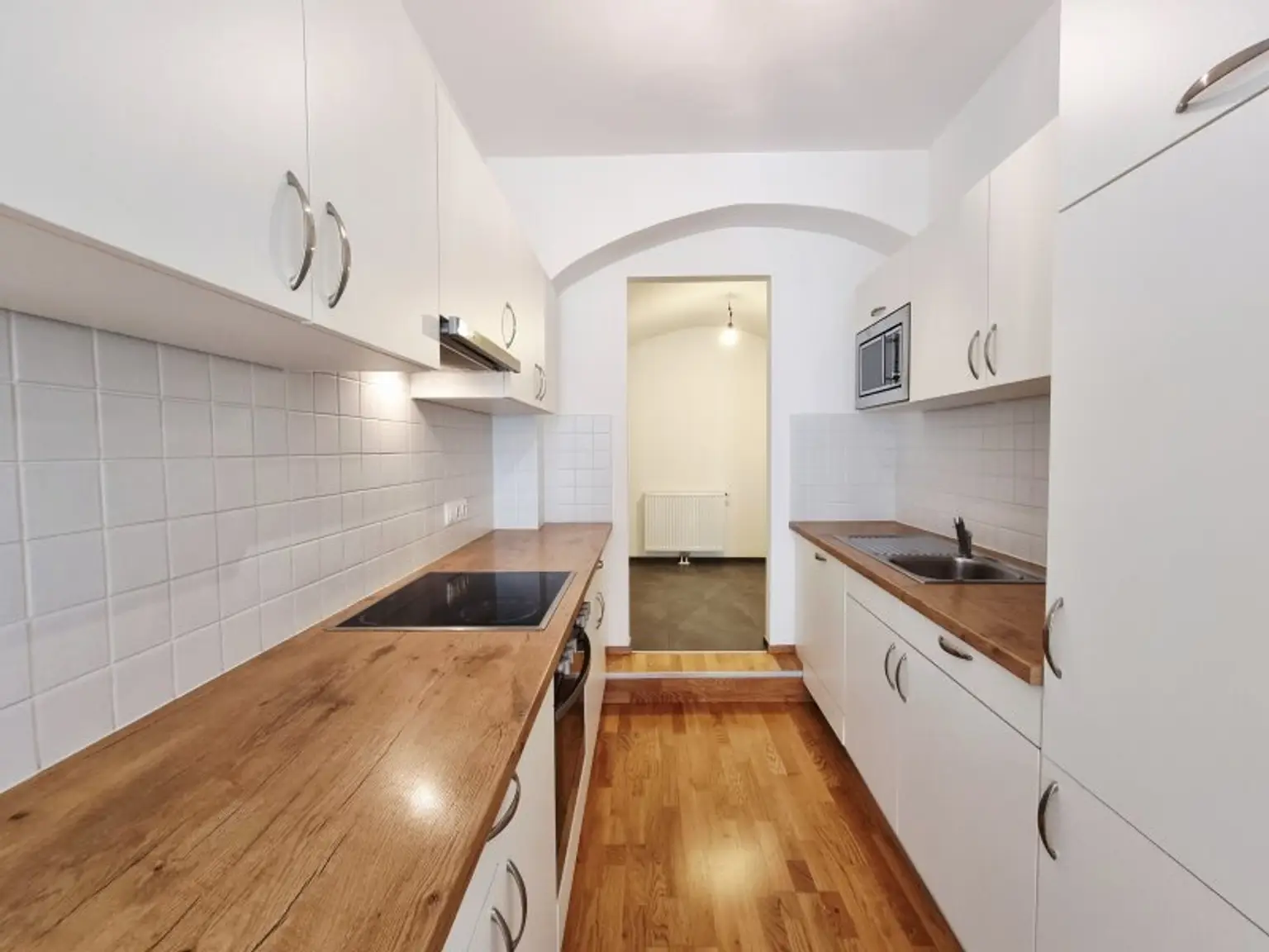 Historischer Charme trifft modernes Wohnen – 2,5-Zimmer-Wohnung in der Rathausgasse