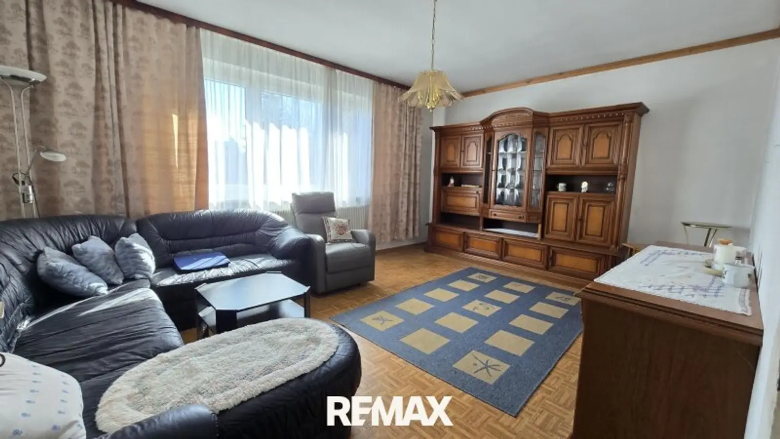 02 Wohnzimmer EG