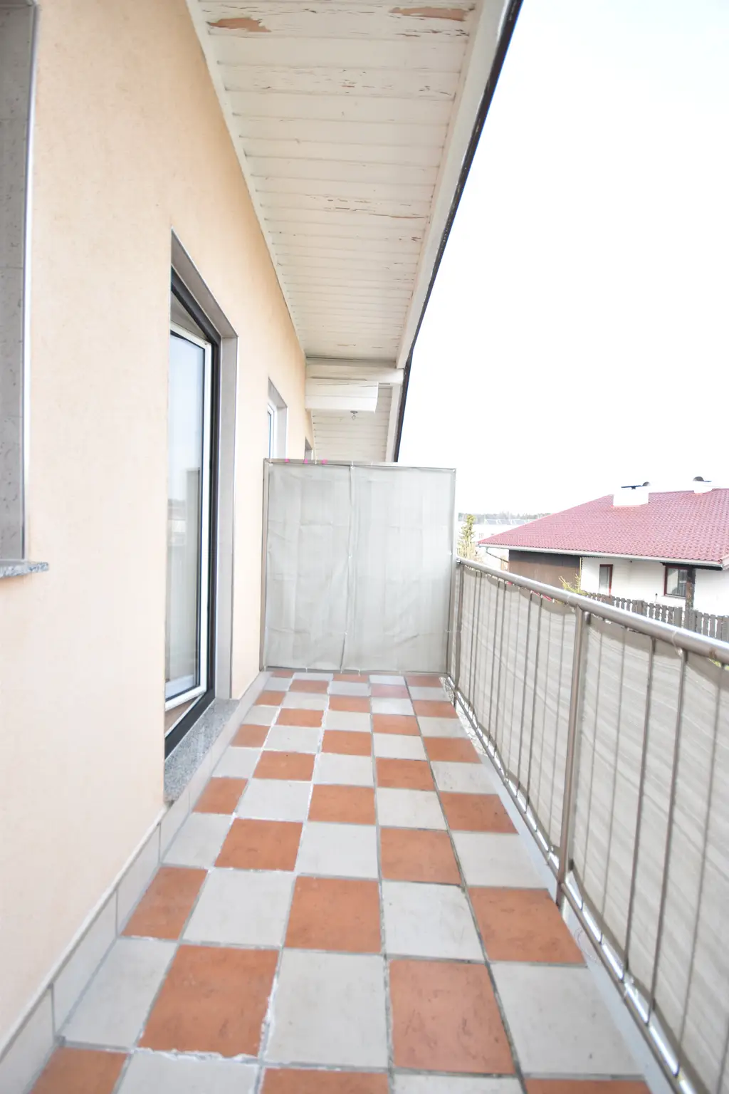 " OBERNDORF - Kleines möbliertes 2 Zimmer Apartment mit Balkon und schöner Aussicht"