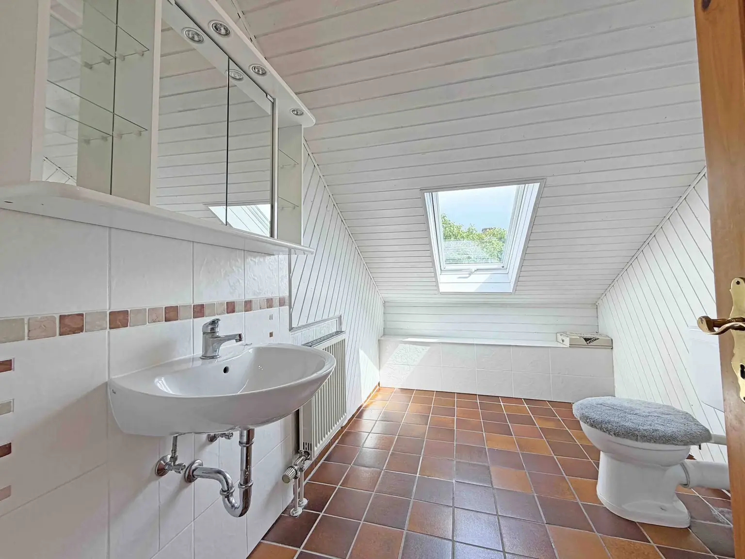 Badezimmer DG
