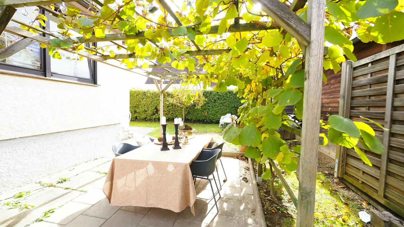 Hübsches Einfamilienhaus mit 4 Zimmer, Garten, Balkon und Parkplatz in Graz Wetzelsdorf