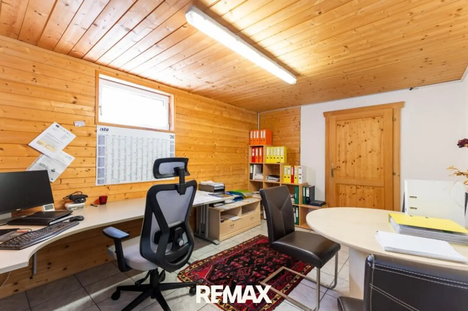 Büro KG
