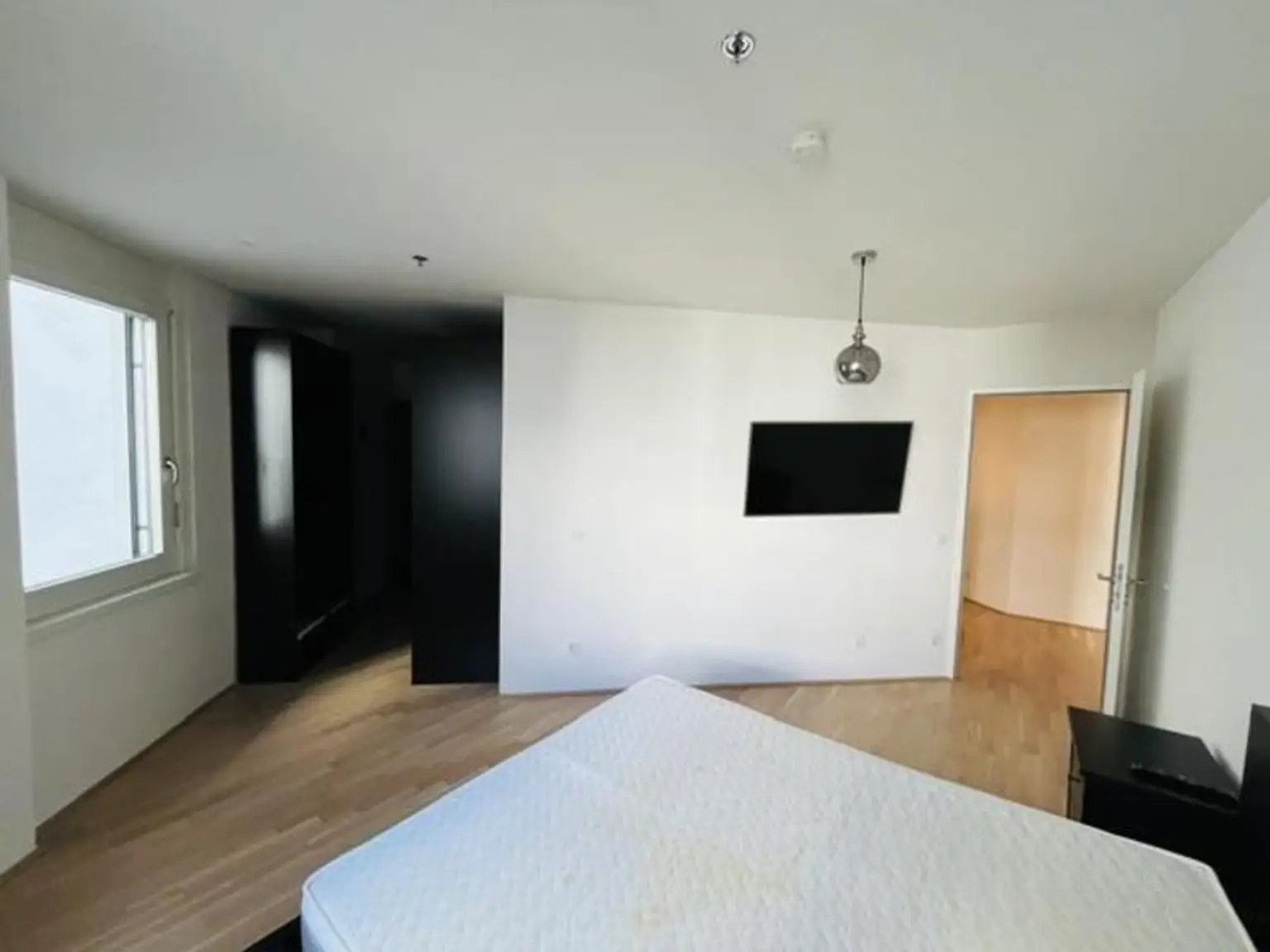 Zimmer mit Garderobe