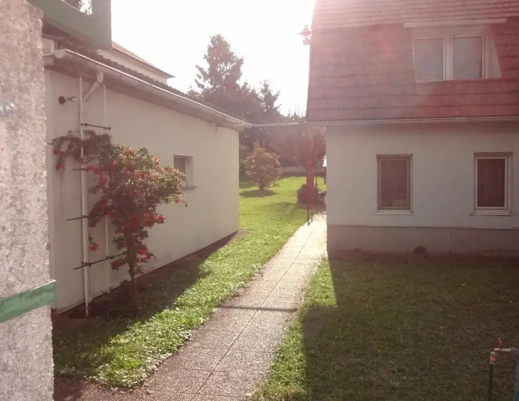 Grundstück mit Altbestand in attraktiver Wohngegend in Oberlaa !