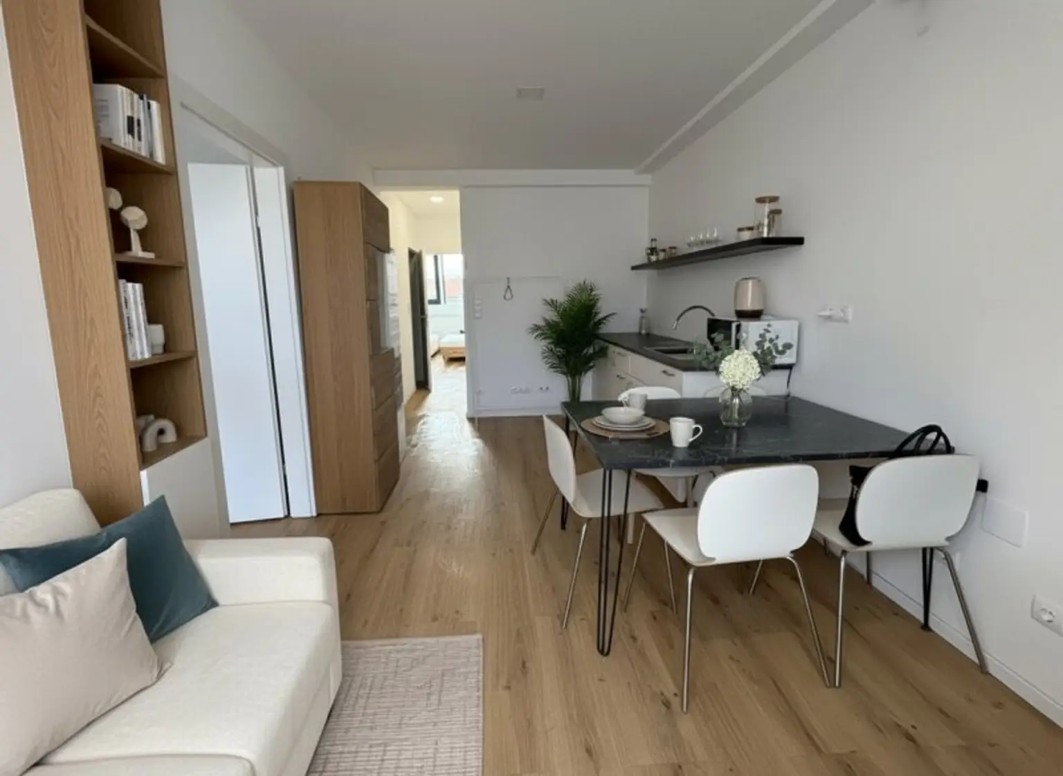 Urbanes Wohnglück – 3-Zimmer Wohnung am Neubaugürtel