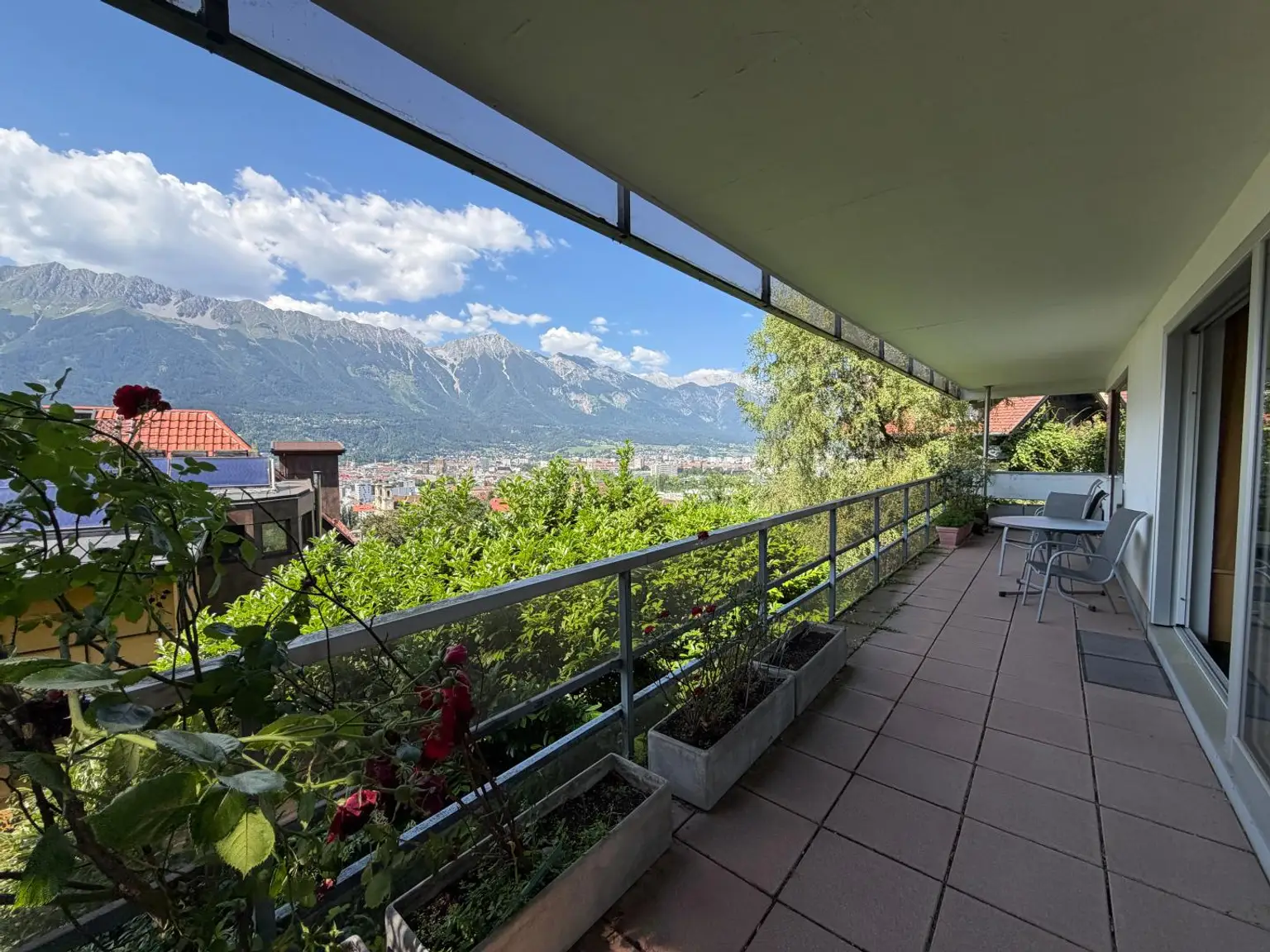 Terrasse mit Ausblick