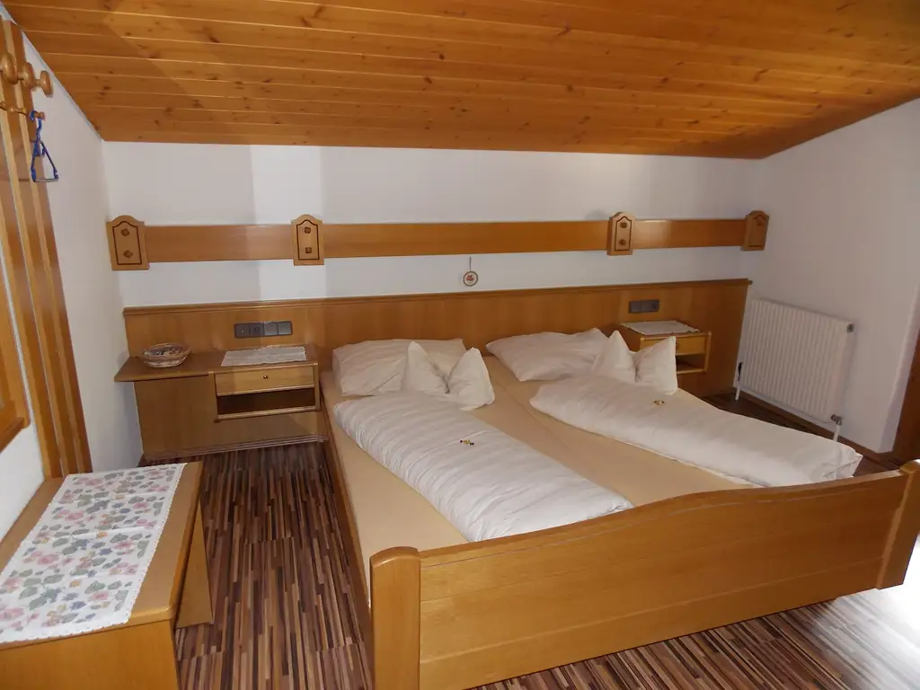 Dachgeschoß mit Appartements - touristische Nutzung möglich - Prägraten am Großvenediger zu verkaufen