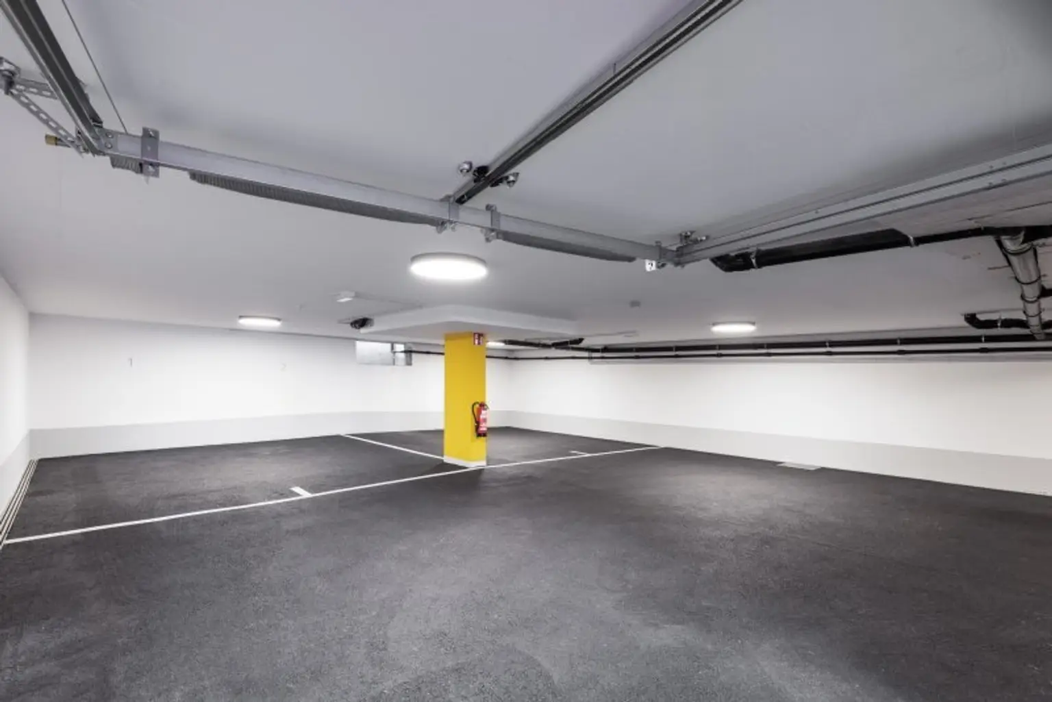 EXKLUSIVE GARTENWOHNUNG IN HIETZING MIT SALZWASSER-POOL UND SAUNA