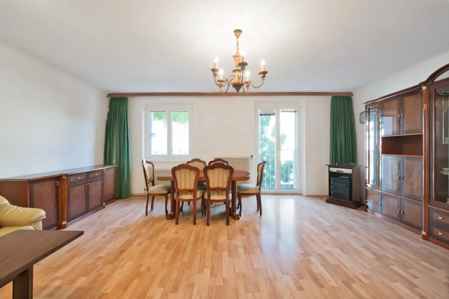 Helle, gepflegte Wohnung mit flexiblem Grundriss - Potenzial für bis zu 3 Schlafzimmer - Nähe U4/U6, sowie Bahnhof Meidling!