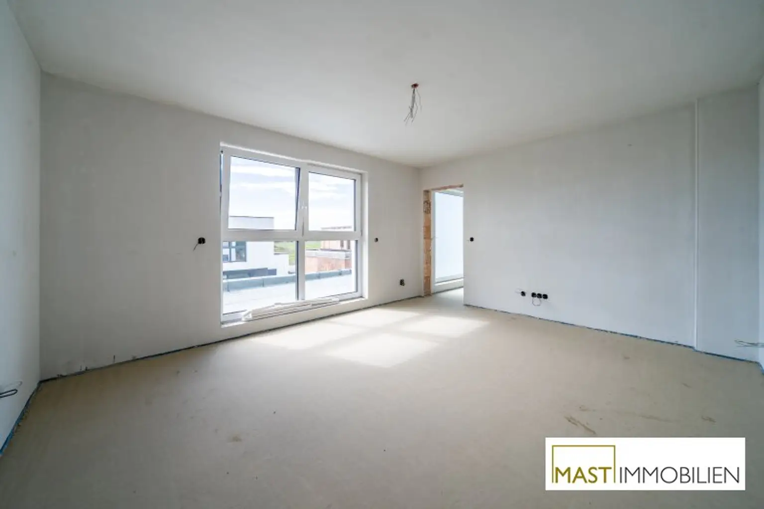 ERSTBEZUG - Modernes Einfamilienhaus mit 148 m² Wohnfläche, Balkon, Terrasse & 2 PKW-Stellplätzen in Strasshof – belagsfertig!