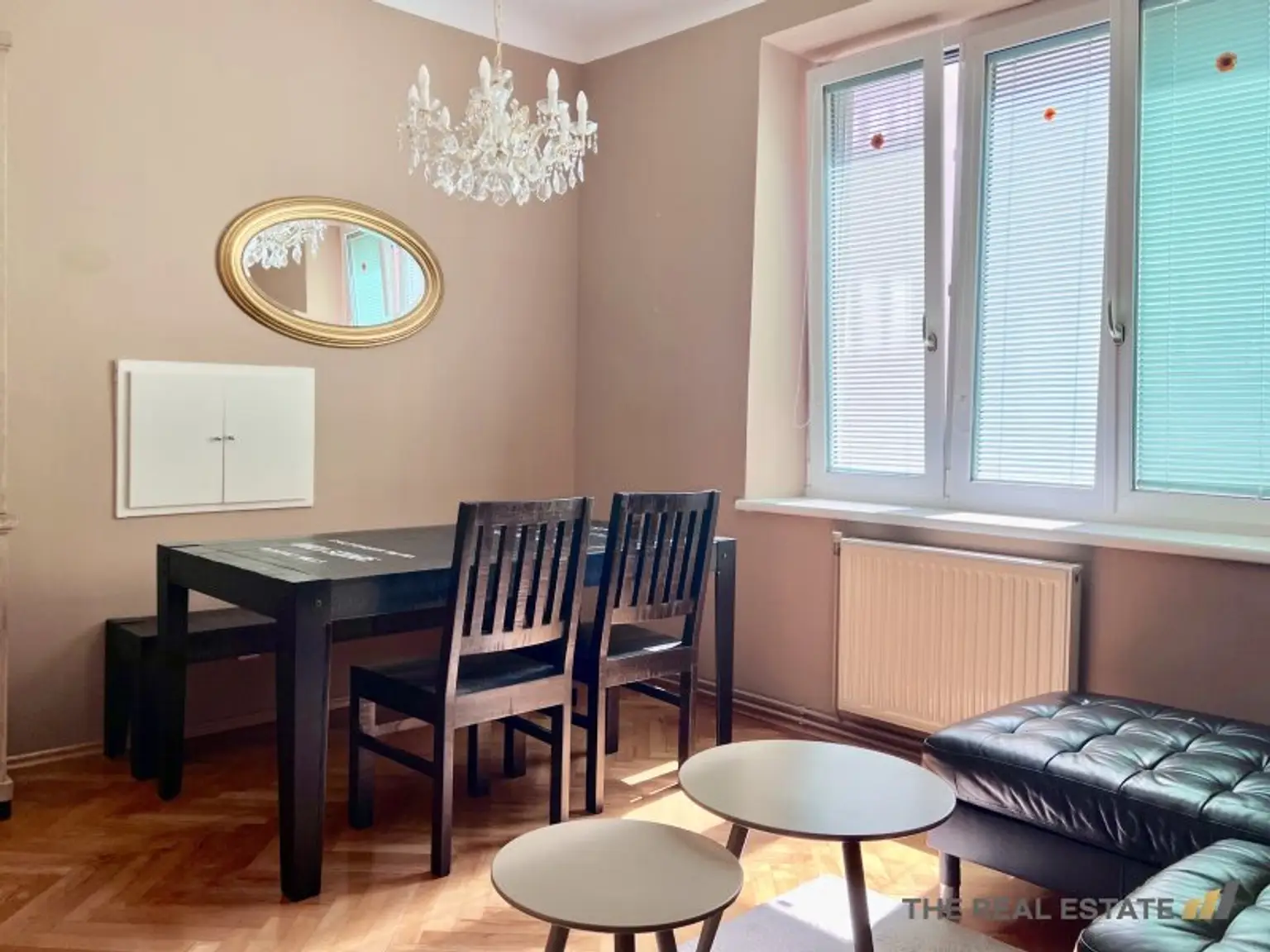 Helle 4 Zimmer Wohnung, möbliert, U1, Südtiroler Platz, Provisionsfrei