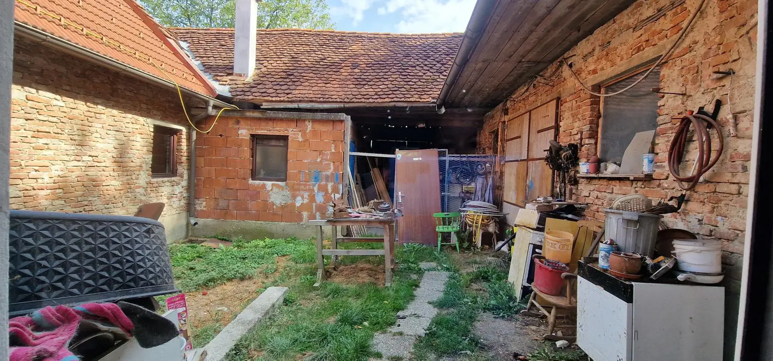 Haus mit Innenhof-Oase in Bierbaum an der Safen / Bad Blumau