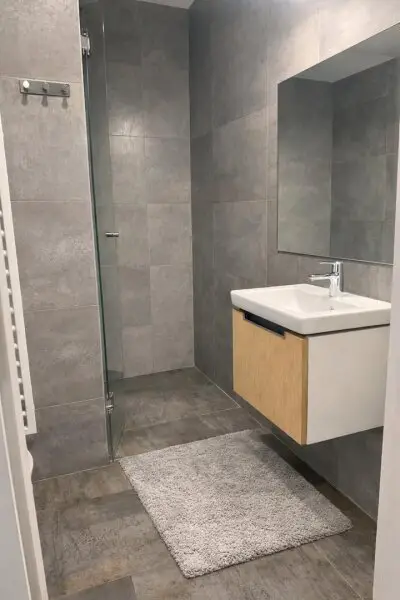 Badezimmer 1