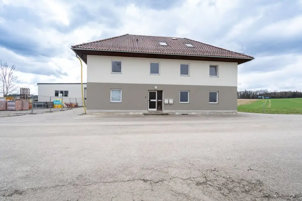 Vielseitige Wohn- und Gewerbeliegenschaft in Rappersdorf bei Sipbachzell zu kaufen