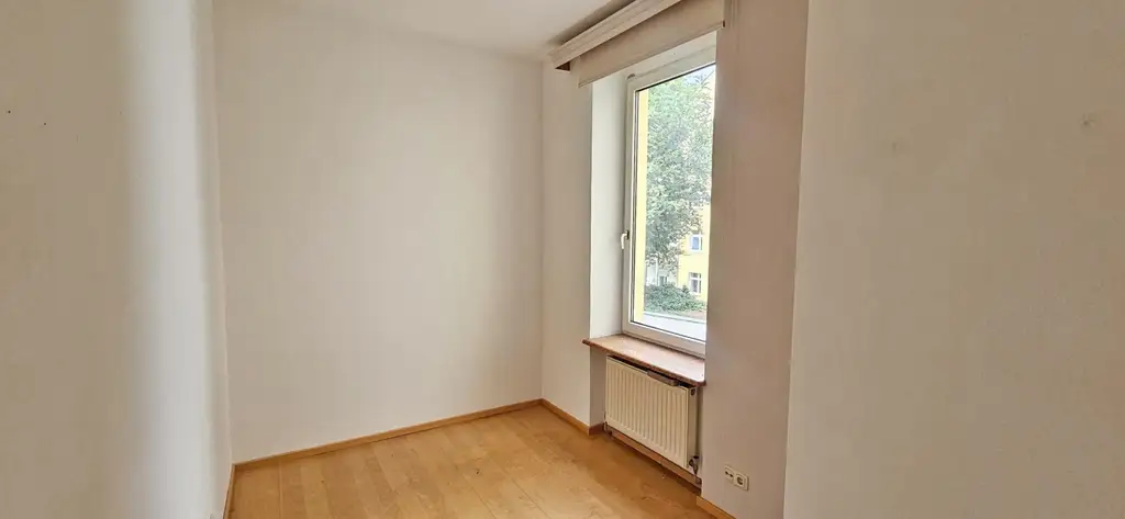 Großzügige Altbauwohnung mit Flair – Nähe Südbahnhofmarkt