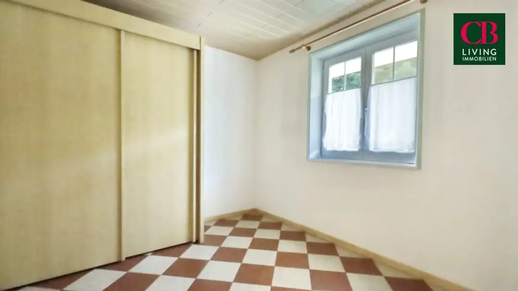 Großzügige Villa mit gepflegtem Garten